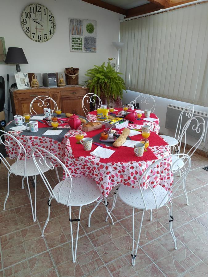 Bed and Breakfast Chez Delphine Amboise Exterior foto